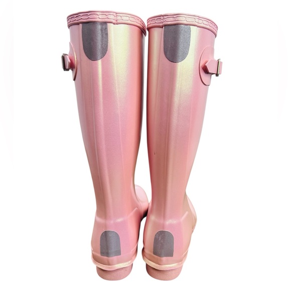 Hunter Glossy Pink Boots size 4B/5G - Picture 3 of 7